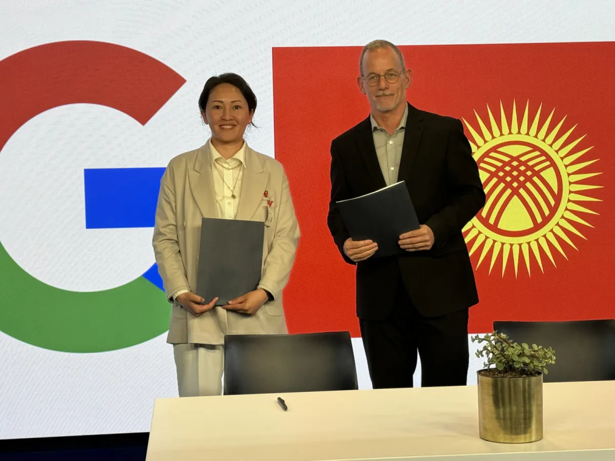 Министрлер Кабинети менен Google корпорациясы билим берүү тармагында кызматташуу боюнча меморандумга кол коюшту Министрлер Кабинети менен Google корпорациясы билим берүү тармагында кызматташуу боюнча меморандумга кол коюшту